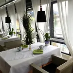 Hotel Twing 3*